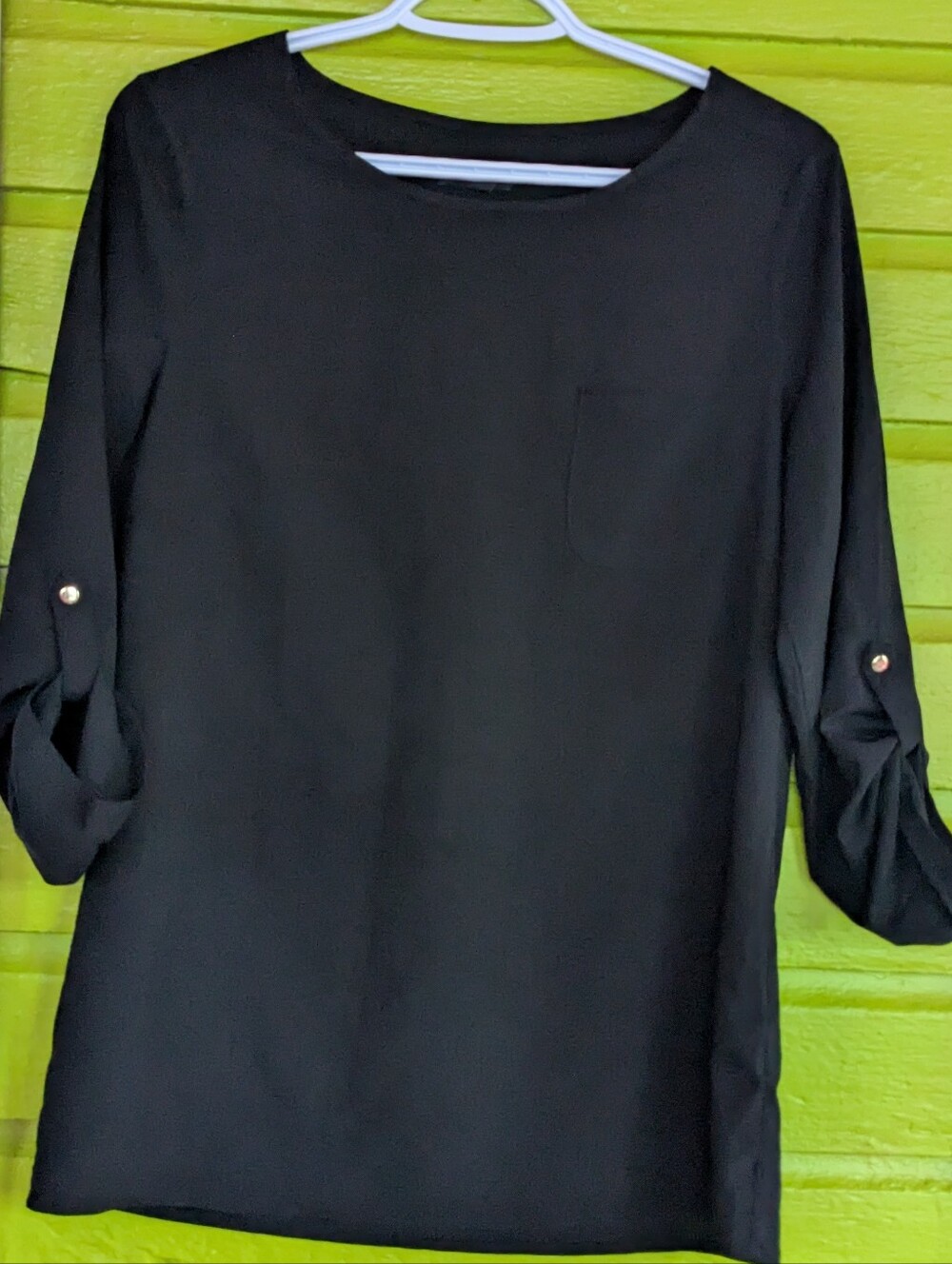 le chateau Black Roll-Tab Sleeve Tunic Blouse